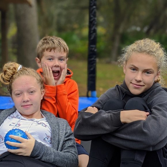 Meet your Posher, Shaina - Picture 1 of 1